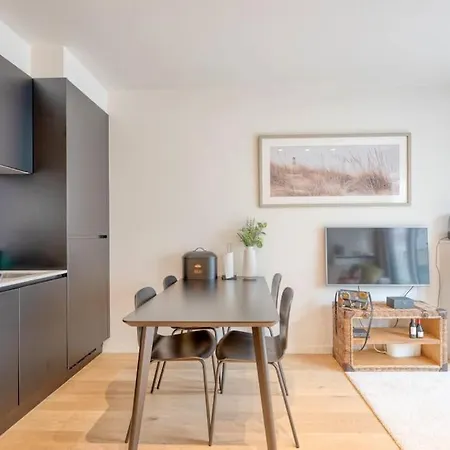 Apartamento Your Stylish Seaside Retreat & Parking Knokke-Heist