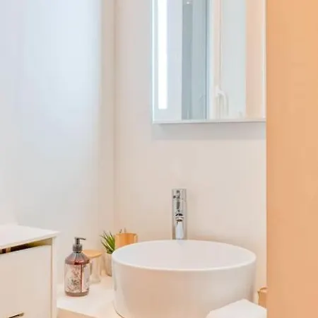 Your Stylish Seaside Retreat & Parking Apartamento Knokke-Heist